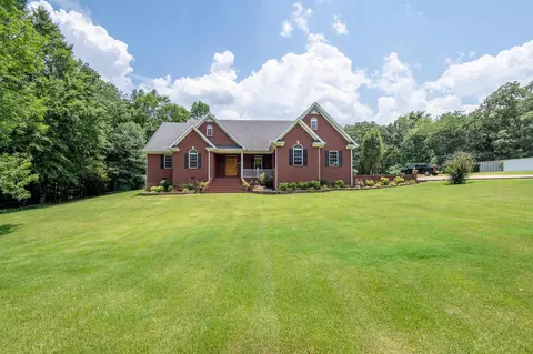 225 Nixon Loop, Savannah, TN 38372