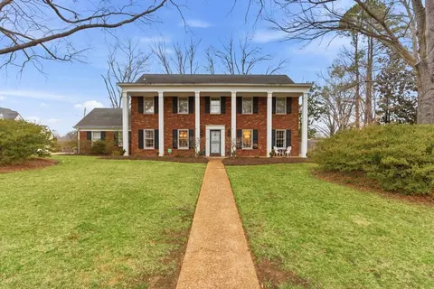 6604 Monmouth Dr, Memphis, TN 38120