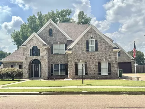 7011 Alder Wood Dr, Millington, TN 38053