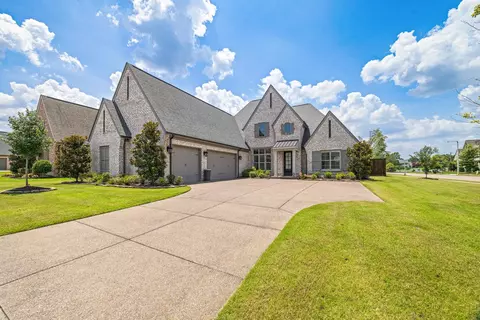 4711 Carousel Ln, Collierville, TN 38017