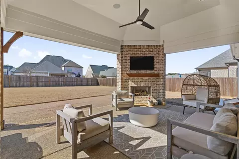 Exterior - 4757 Carousel Ln, Collierville, TN 38017 photo 3 of 4