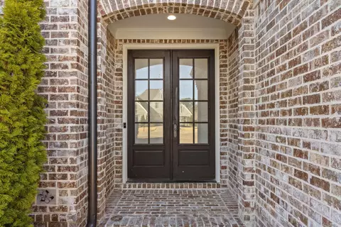 Entry Way - 4757 Carousel Ln, Collierville, TN 38017 photo 1 of 5