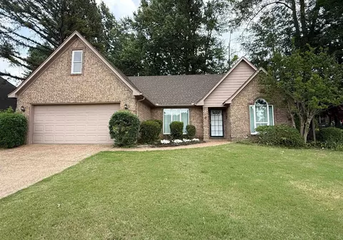 4600 Shadow Field Ln, Arlington, TN 38002