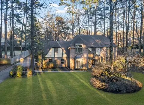 2266 Kimbrough Woods Dr, Germantown, TN 38139