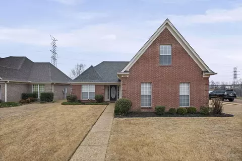 1246 Jackson Pond Cir, Cordova, TN 38018
