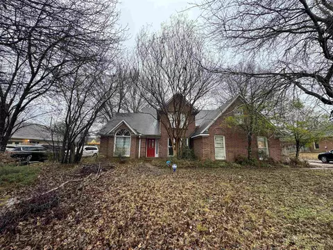 4994 Harvest Knoll Ln, Memphis, TN 38125