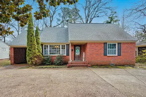 4613 Crossover Ln, Memphis, TN 38117
