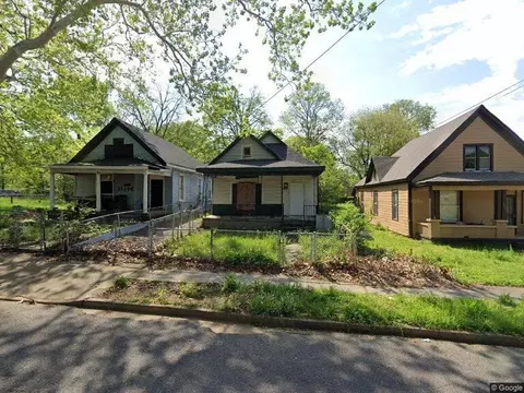 1353 Mcmillan St, Memphis, TN 38106