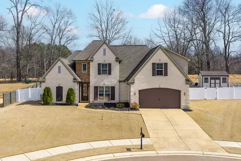 10 Eureka Trl, Atoka, TN 38004