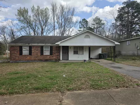 4550 Spring Glen Dr, Memphis, TN 38128