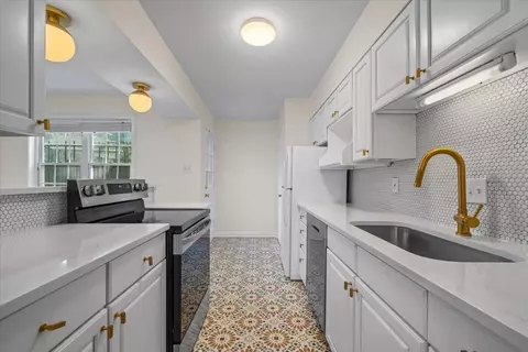 533 Peabody Sq #533, Memphis, TN 38104