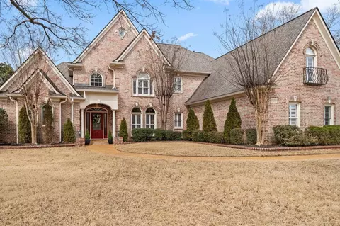 9456 Grove Trail Ln, Germantown, TN 38139