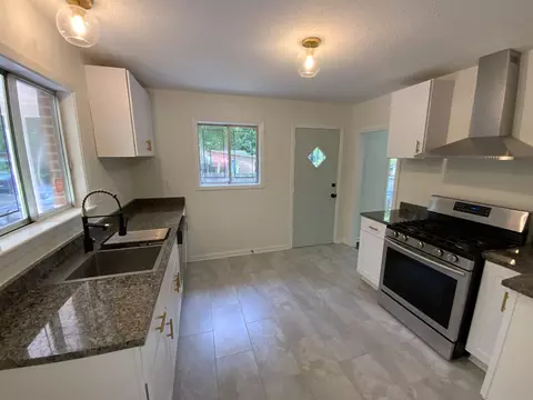 2729 Woodlawn Ter, Memphis, TN 38127