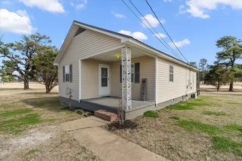 Exterior - 2030 Main St, Covington, TN 38019 photo 2 of 8