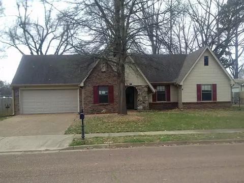 7081 Scepter Dr, Bartlett, TN 38135