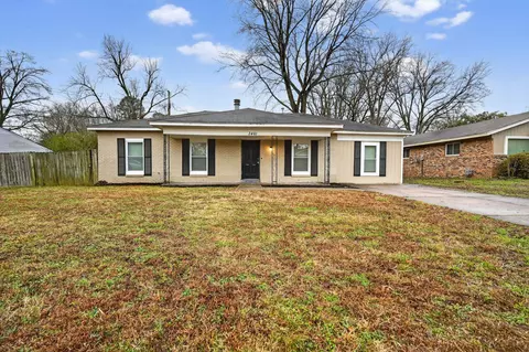 3461 Glenshaw Dr, Memphis, TN 38128