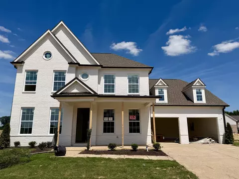10298 Ashlyn Ln S, Collierville, TN 38017