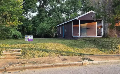 2301 Eldridge Ave, Memphis, TN 38108