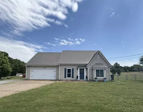 7172 Mt Carmel Rd, Covington, TN 38019