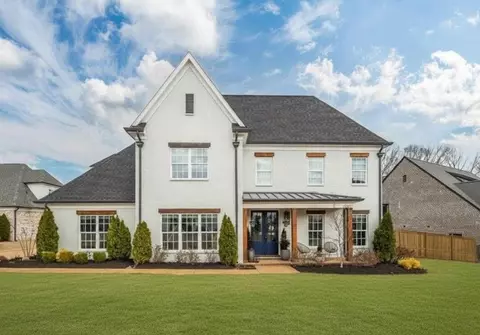 12602 Tiempo Ln, Collierville, TN 38017