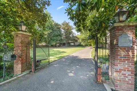 1520 Central Ave, Memphis, TN 38104