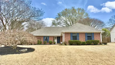 396 N Main St, Collierville, TN 38017