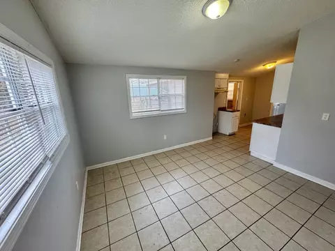 Living - 3936 Ajanders Dr, Memphis, TN 38127 photo 2 of 3