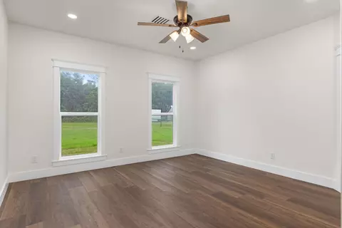Bedroom - 4454 County Road 200 Rd, Corinth, MS 38834 photo 1 of 6