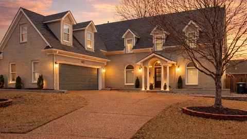 621 Sugarbush Cv S, Collierville, TN 38017