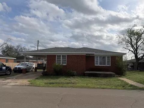 145 Cumberland St, Savannah, TN 38372