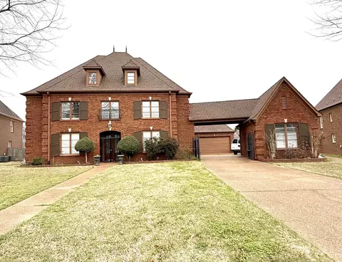 4447 Whisper Spring Dr, Collierville, TN 38017