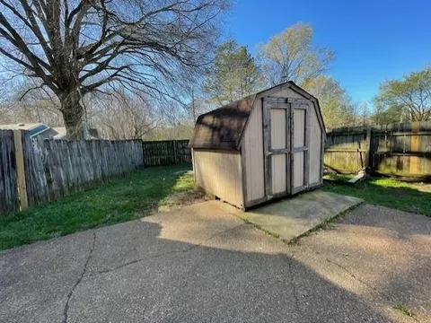 Exterior - 4575 Buffer Dr, Memphis, TN 38128 photo 3 of 3