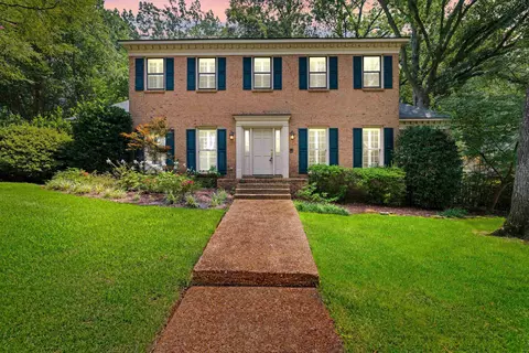 2784 Fox Creek Dr, Germantown, TN 38138