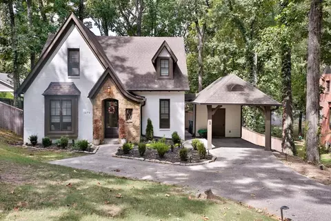 1279 W Crestwood Dr, Memphis, TN 38119