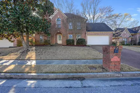8645 Meadow Green Dr, Memphis, TN 38016