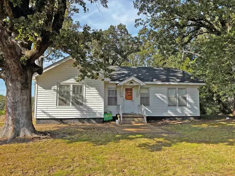 340 Oak St, Savannah, TN 38372