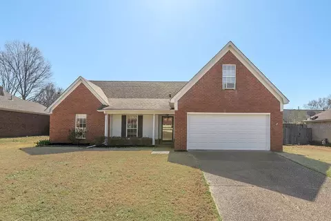 6895 Tiffany Oaks Cv, Bartlett, TN 38135