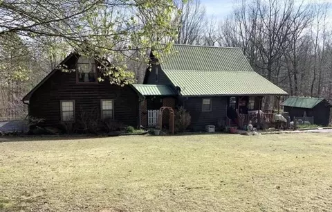 635 Pompeys Branch Rd, Savannah, TN 38372