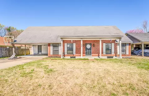 7856 Steven Franklin Dr, Bartlett, TN 38133