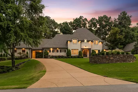 9912 Rue Bienville Pl, Lakeland, TN 38002