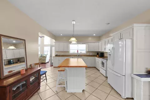 Kitchen - 110 Falling Leaf Ln, Counce, TN 38326 photo 2 of 3