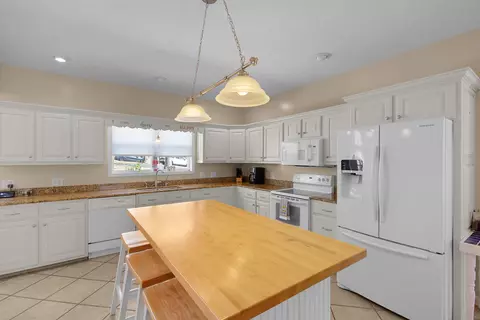 Kitchen - 110 Falling Leaf Ln, Counce, TN 38326 photo 3 of 3