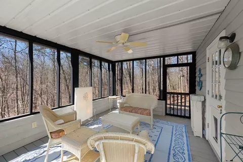 Exterior - 110 Falling Leaf Ln, Counce, TN 38326 photo 2 of 9