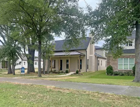 45 Independence Ln, Rossville, TN 38066