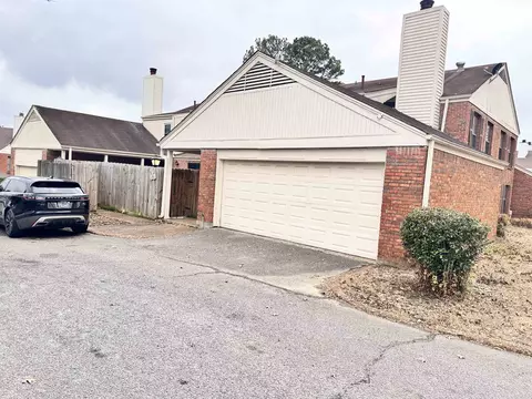 3647 Northcliffe Dr #1, Memphis, TN 38128