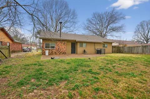 Exterior - 4480 Kerwin Dr, Memphis, TN 38128 photo 3 of 10