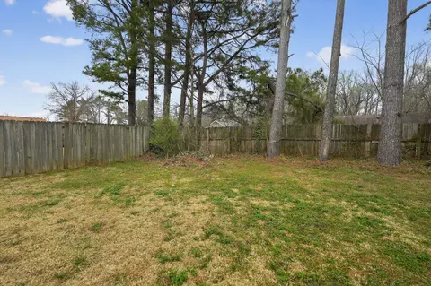 Exterior - 4480 Kerwin Dr, Memphis, TN 38128 photo 5 of 10