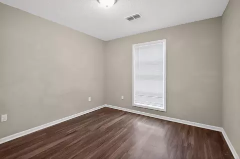 Bedroom - 4480 Kerwin Dr, Memphis, TN 38128 photo 3 of 3