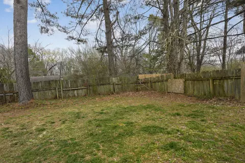 Exterior - 4480 Kerwin Dr, Memphis, TN 38128 photo 6 of 10