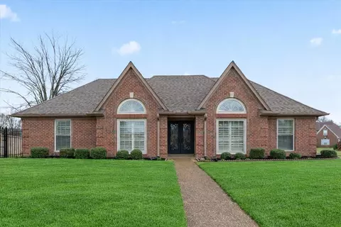 6736 Forrest Cir, Bartlett, TN 38135